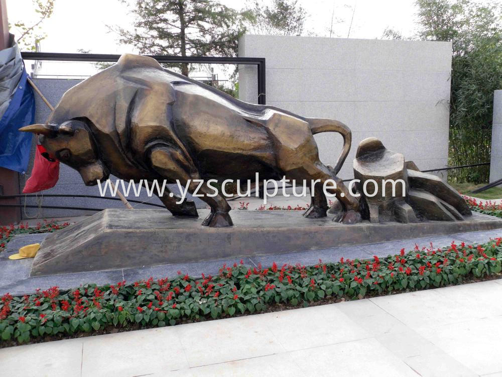 Bronze Bull Sculpture 